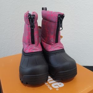 Northside Pink Snow Boots Toddler size Toddler 5 and Toddler 10